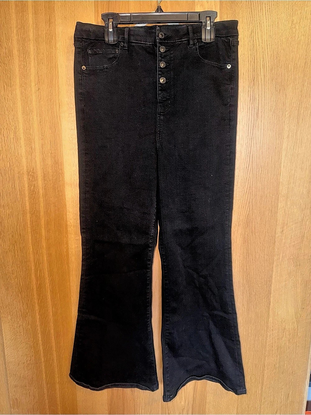American Eagle Ne(x)t Level High-Waisted Artist Flare Jean Black Flare Jeans